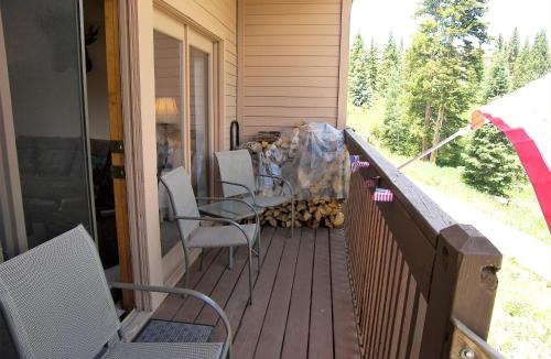 Wildernest House | Buffalo Ridge 2 Bedrooms 1 Loft BRBF