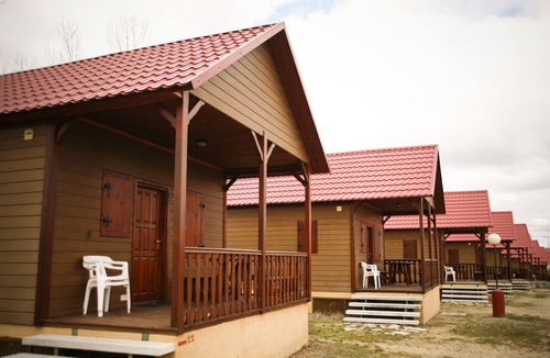 Santa Marta de Tormes RV Rental | Bugalows camping Regio