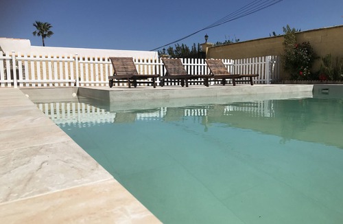 Conil de la Frontera Ski Chalet | Buganbilia Ideal for a good holiday