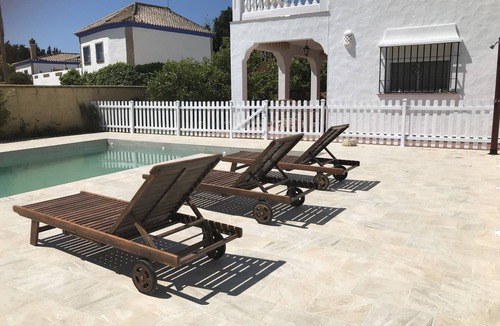 Conil de la Frontera Ski Chalet | Buganbilia Ideal for a good holiday