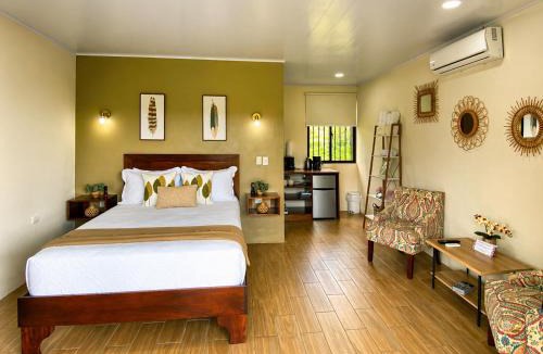 Arenal Hot Springs Apartment | Buganvilia, Cabaña Privada con vista al Volcán Arenal