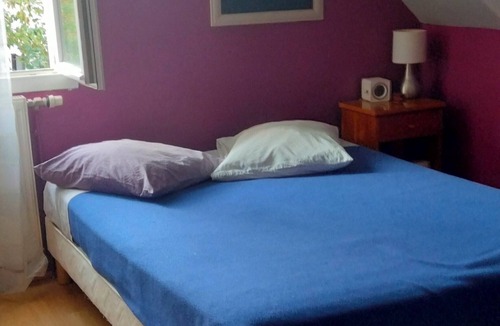 Teloche Bed & Breakfast | Bugatti 5km from Mulsanne bend, Bercé equestrian center.