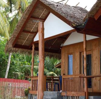 Katiet Hotel | Buggei Surfcamp Mentawai