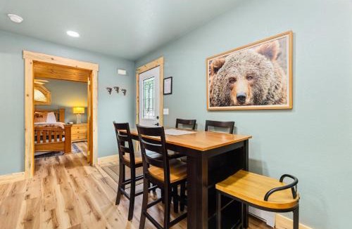 Fall River Estates Apartment | Bugle Pointe B07 by Estes Park Condos