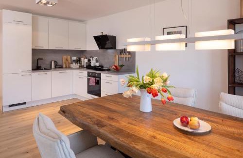 Klosterreichenbach Apartment | Buhlbach, Black Forest Retreat, mit Sonnenterrasse