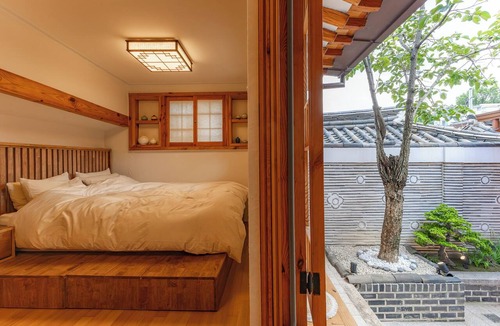 Gahoe-dong House | Bukchondami