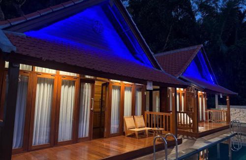 Tenganan Cabin | Bukit Kembang Sari