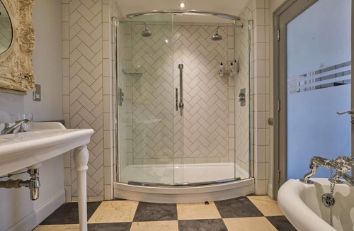 London Borough of Bromley Hotel | Bull's Head Hotel