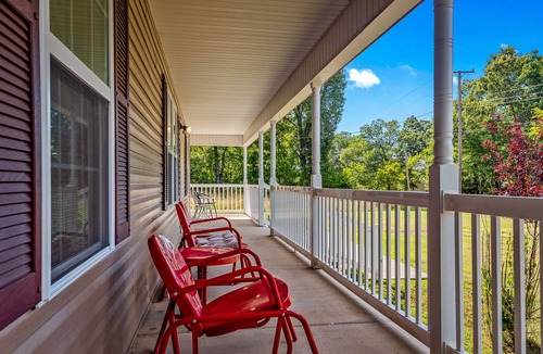 Bull Shoals House | Bull Shoals Lake boat dock-1 Mile
