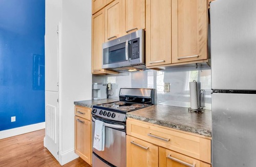 Starkville House | Bulldog Grand Chalet, Cotton District Location!