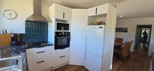 Kerikeri House | Bumble Bee Cottage