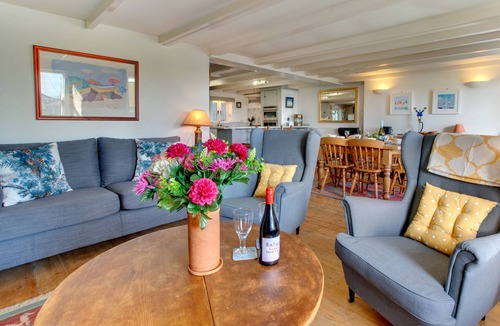 Mousehole House | Bumbles - Three Bedroom House, Sleeps 6