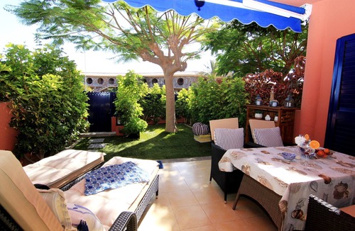 Costa Meloneras House | Bungalow in Meloneras area. Sea views. Direct access to Beach and Avenue.