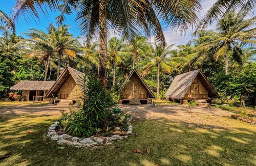 Karimunjawa Islands Cabin | Bunga Jabe Beach