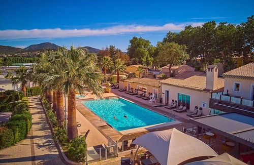Port Grimaud House | Bungalow at Holiday Marina ⭐️⭐️⭐️⭐️⭐️ in Port Grimaud. Possible mooring