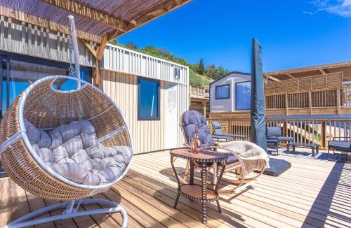 Le Dramont Resort | Bungalow avec terrasse vue mer