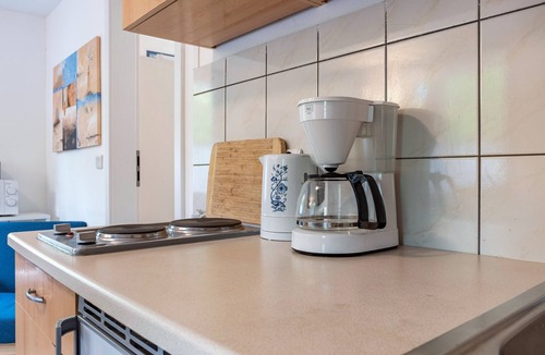 Bakenberg House | Bungalow 'Bungalow Bark Sedov, Bgl 3' with Private Terrace and Wi-Fi