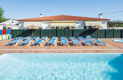 Balea House | Bungalow 'C' with Private Pool, Private Terrace and Wi-Fi