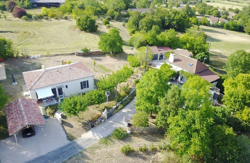 Villeseque House | Bungalow fully equipped 2 bedrooms air conditioning swimming pool petanque quiet