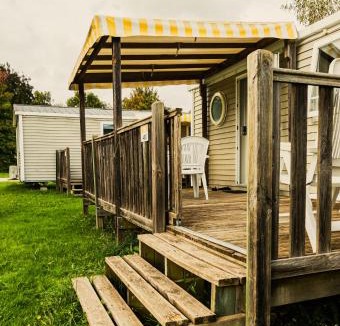 Chateauneuf-de-Galaure Other | Bungalow Individuel - Camping de la Galaure