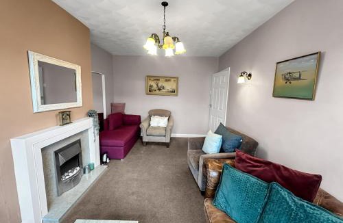 Harrogate House | Bungalow in Harrogate - Garden & Drive - Sleeps 4