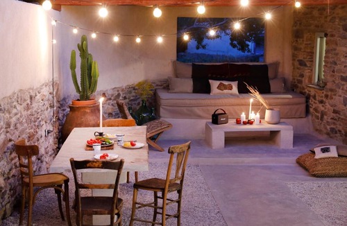 Falatados House | Bungalow 'Onos Eco Living - Margerita' with Mountain View, Wi-Fi and Air Conditioning
