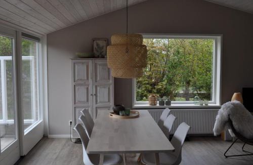 Ballum House | bungalow situated directly at a large sand dunes