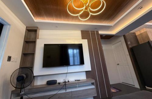 Daanbantayan House | Bungalow small peaceful house
