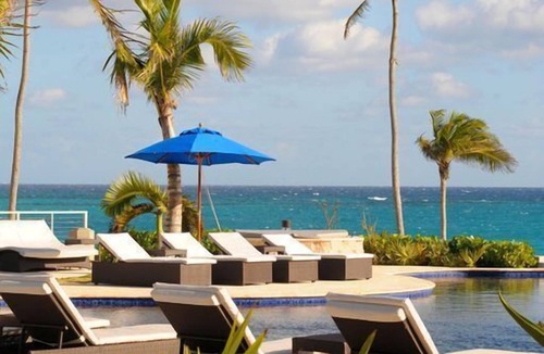 Governor's Harbour House | Bungalow Steps from Beach with Club Privileges, Pool, Restaurant