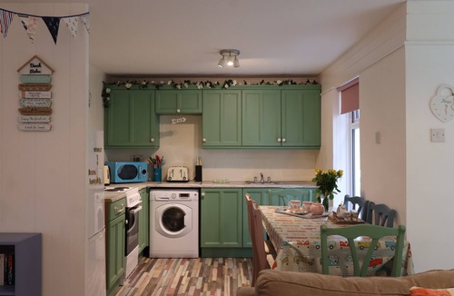 St. Ann's Chapel House | Bungalow w/pool access @ Honicombe Holiday Village with pool and fitness access