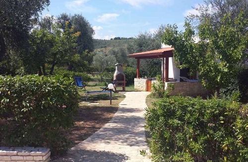 Chiesiola House | Bungalow with pool and barbecue