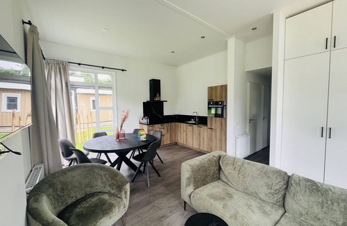 Dirkshorn House | Bungalowpark de Horn - Floresta 213 by Interhome