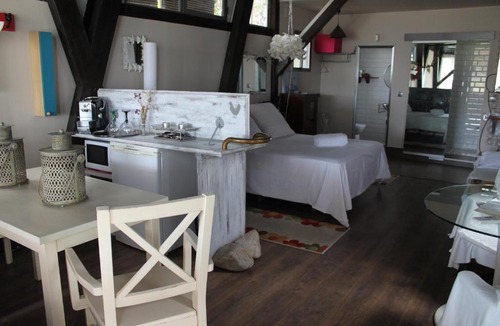 San Roman de Los Montes Apartment | Bungalows de La Casona del Lago