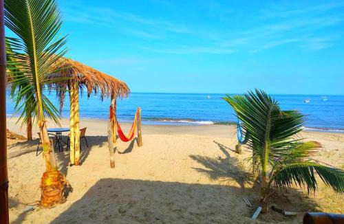 Punta Sal House | Bungalows Sol y Mar