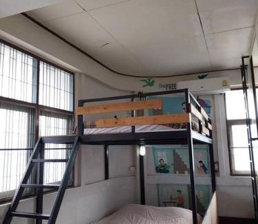 Sri Phum Apartment | Bunkbed#for3-4persons#Mixeddorm#A/C#Freewifi@oldtown