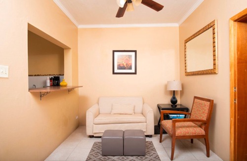 Estate Kings Quarter Hotel | Bunker Hill Hotel