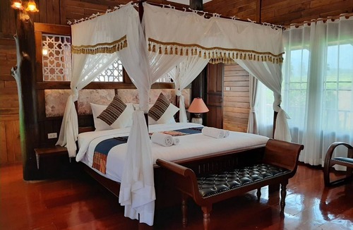 Mueang Na Hotel | Buraphat Resort