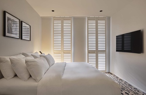 Capital Hill Hotel | Burbury Hotel & Apartments