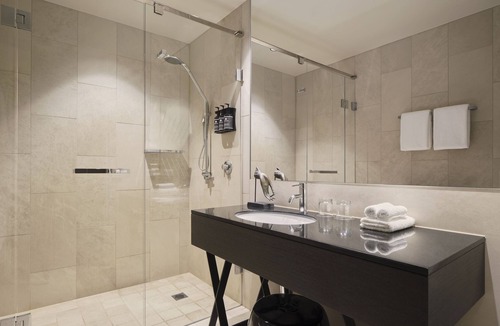 Capital Hill Hotel | Burbury Hotel & Apartments