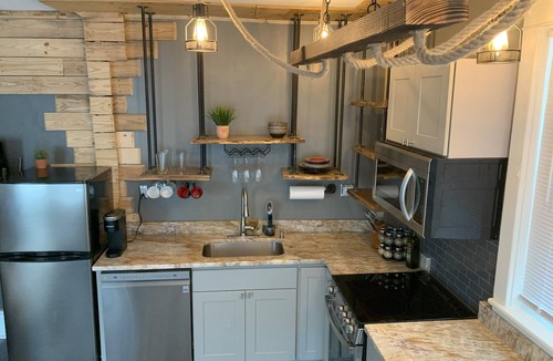 Harrisburg - Hershey Apartment | BurgBnB Riverfront