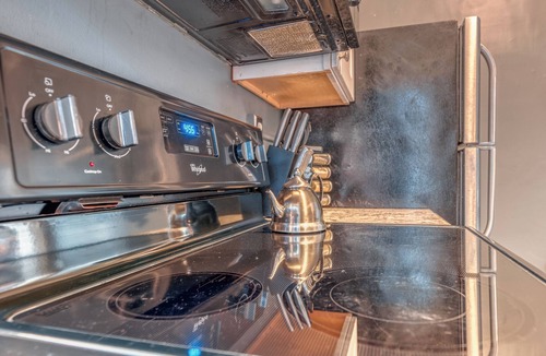 Harrisburg - Hershey Apartment | BurgBnB Riverfront