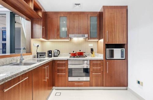 Downtown Dubai Apartment | Burj Khalifa View 2BR | Pool, City Views & Prime Location Near Dubai Mall