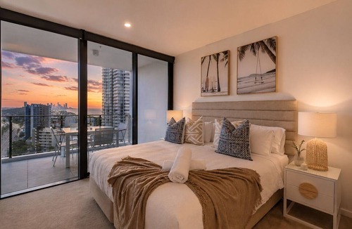 Burleigh Heads Apartment | Burleigh Seaside Sanctuary