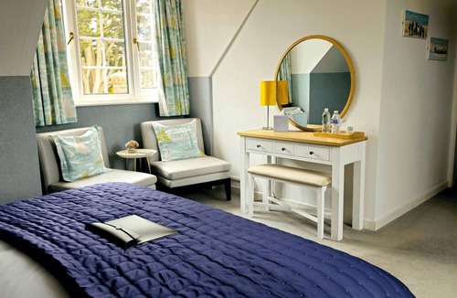 Sheringham Hotel | Burlington Berties