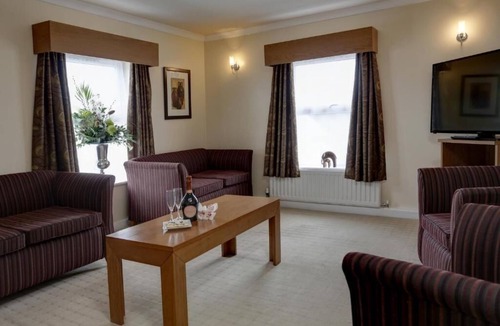 York Hotel | Burn Hall Hotel