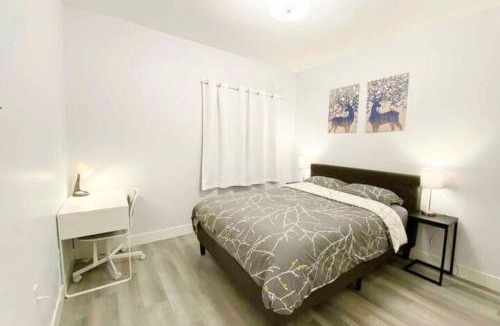 Burnaby Apartment | Burnaby Metrotown Two Bedroom Suite Walk to Metrotown Station, Metropolis & Crystal Mall