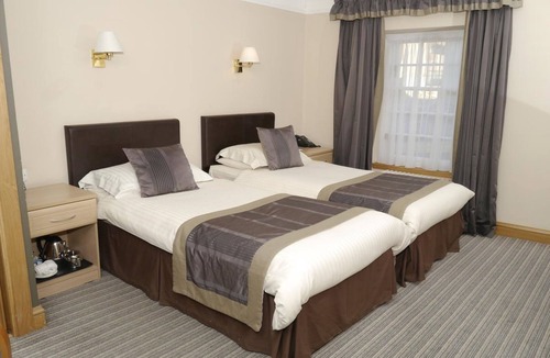 Banchory Hotel | Burnett Arms Hotel