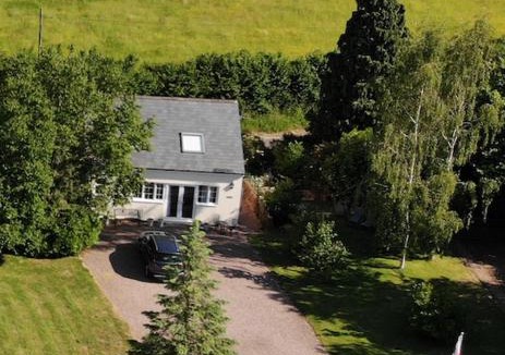 Bradninch House | Burraton Cob