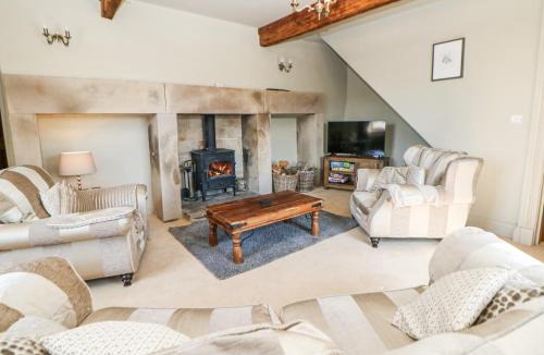 Blackwell in the Peak House | Burrs Farm