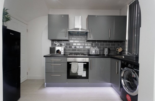Harehills Apartment | Burton House